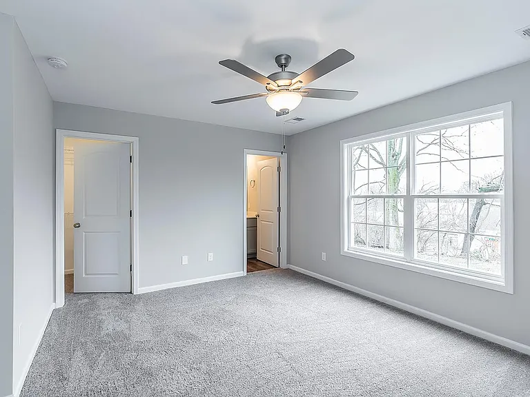 333 Hillcrest Ave — Photo 5