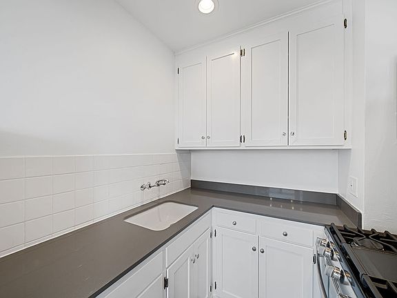 4th image of 1280 Pine St APT 502