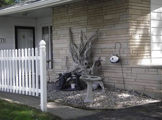 1271 W Vienna Rd, Clio, MI 48420