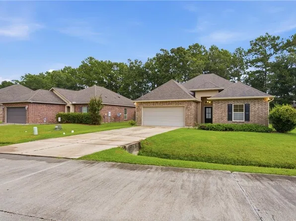 108 Meadow Spring Pl, Covington, LA 70435
