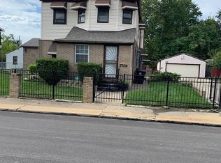 2708 E 89th St, Cleveland, OH 44104