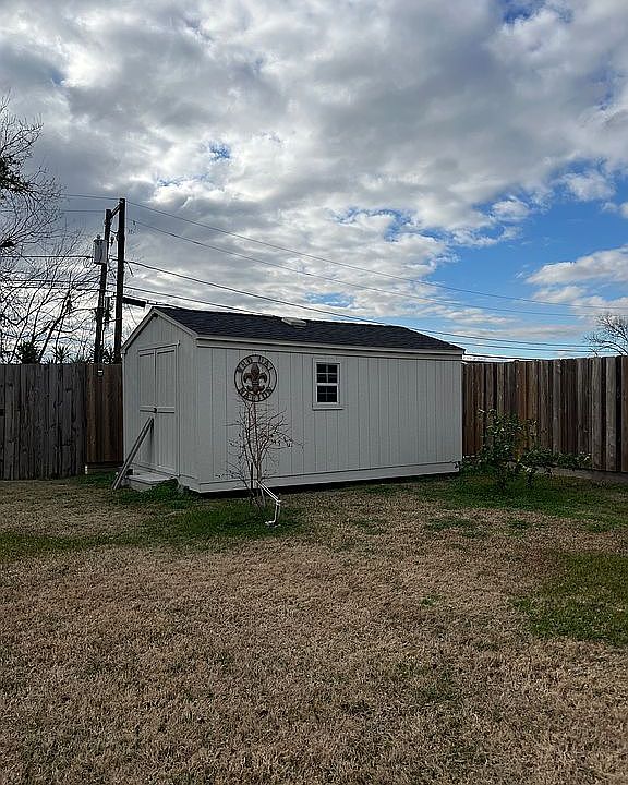 2nd image of 103 Riverwood Dr