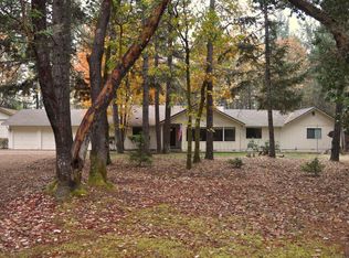 233 Northwoods Dr, Merlin, OR 97532