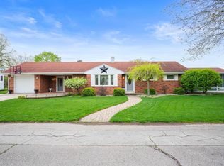 411 Westwood Dr, Winchester, IN 47394