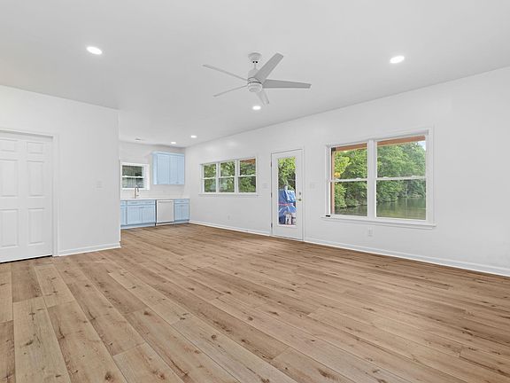 5th image of 795 Lime Kiln Hollow Dr