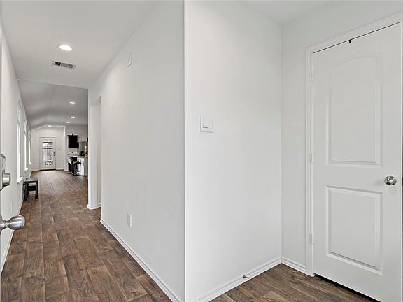 2nd image of 2303 Sandcherry Ln