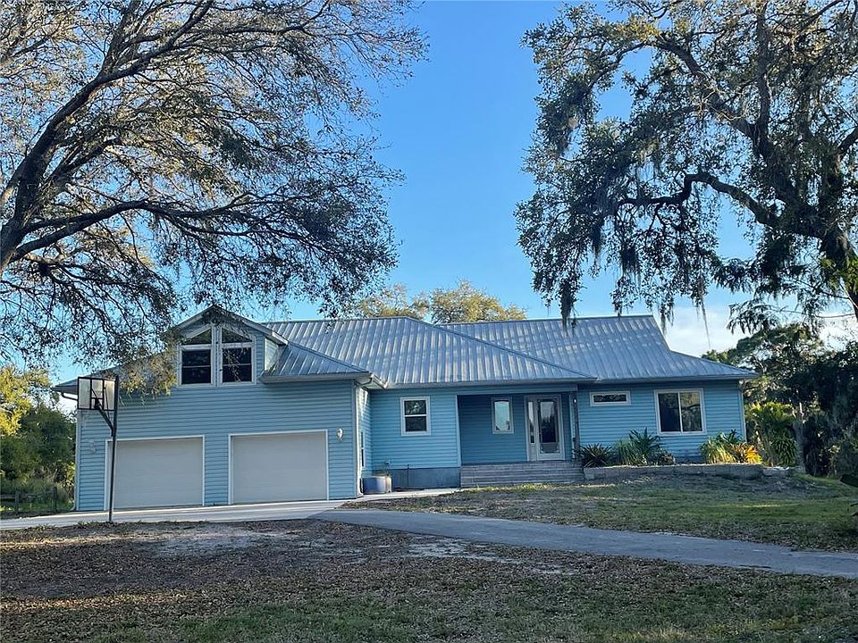 1st image of 3195 E VENICE AVENUE
