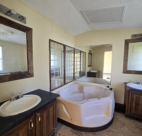 2115 Cattail Cir #154 — Photo 25