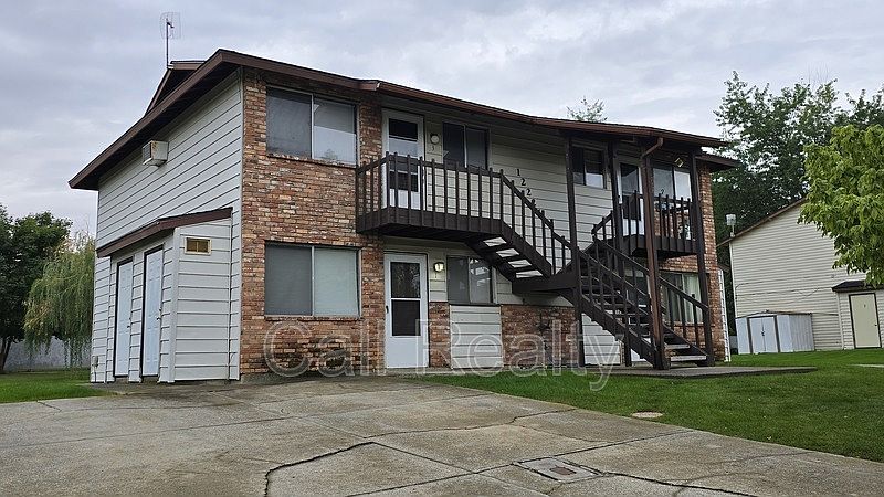 1st image of 12224 E Lenora Dr #1