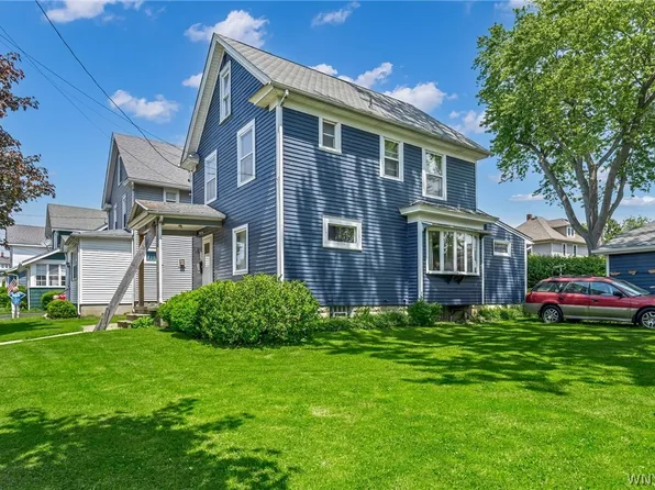 88 Church St, Lancaster, NY 14086