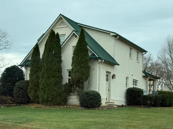 5920 Khaki Pl, Greensboro, NC 27358