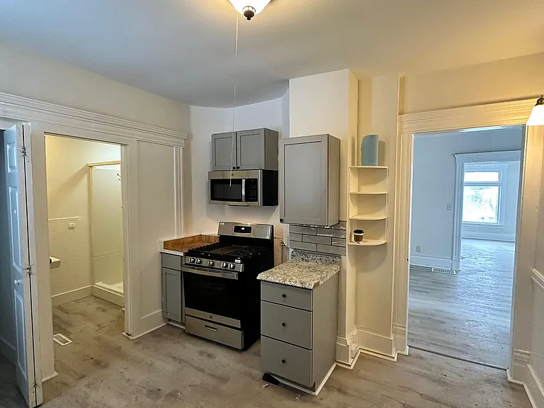 500 Greenwood Pl — Photo 16