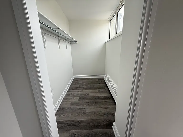 807 Frederick St — Photo 21
