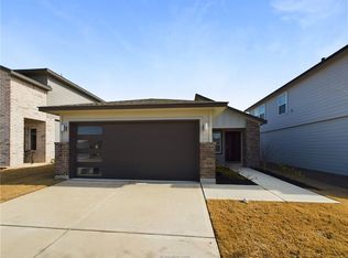 926 Kickapoo Ln, College Station, TX 77845