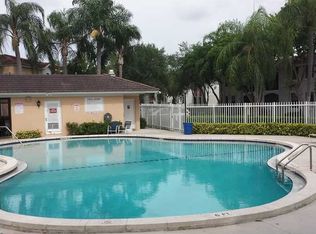 11976 NW 11th St, Pembroke Pines, FL 33026
