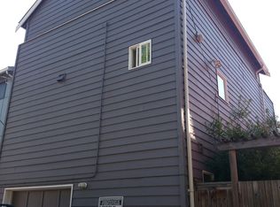 908 17th Ave, Seattle, WA 98122
