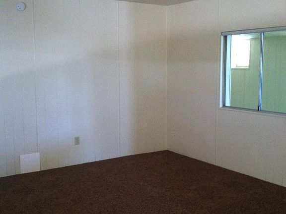 5th image of 2211 N Summer St
