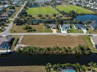 329 SW 26th Pl, Cape Coral, FL 33991