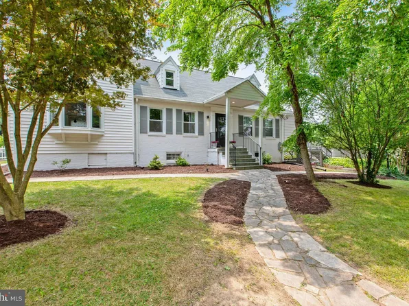 613 Pershing Dr, Silver Spring, MD 20910