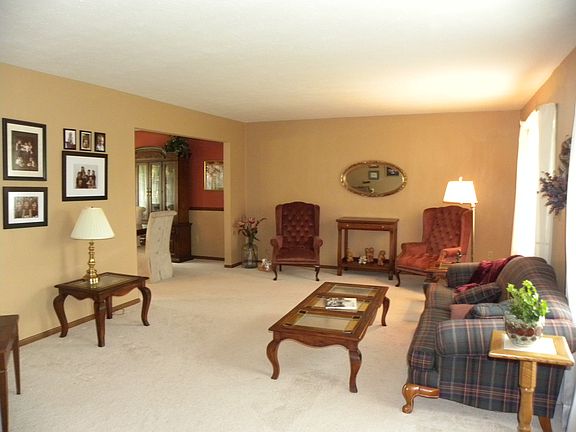 5th image of 2682 Boxberry Ln