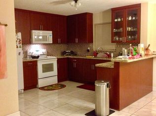 300 S Luna Ct APT 5, Hollywood, FL 33021