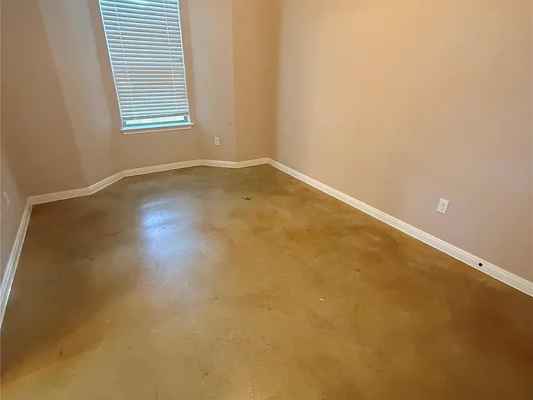 110 Pele Ct — Photo 14