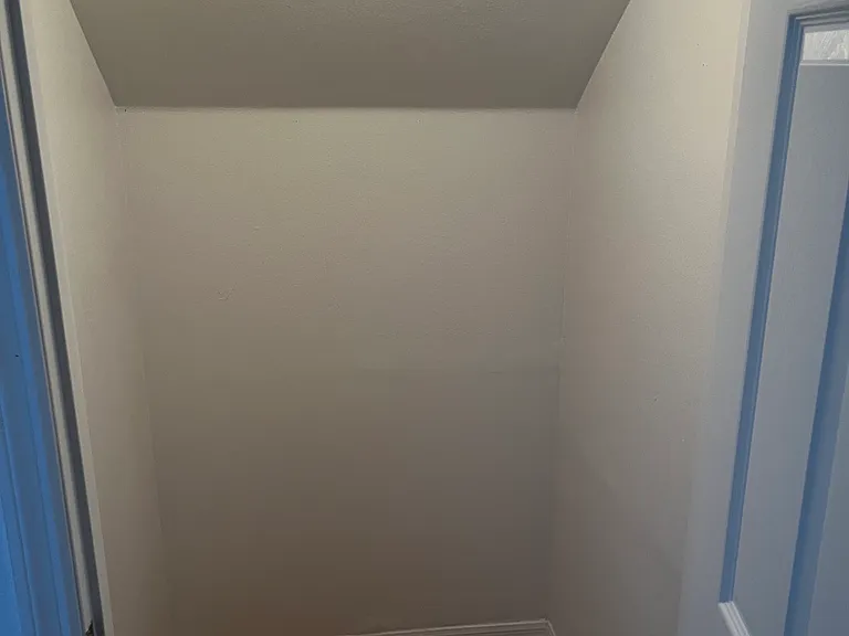 540 Brighton Ct — Photo 29