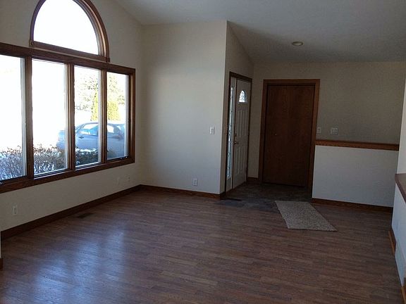 4th image of 2526 Jameswood Ct