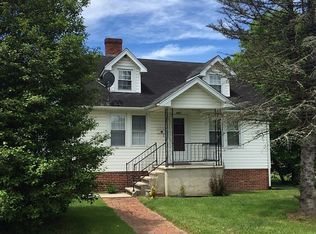 402 Fairfax Ave, Richlands, VA