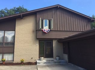 5941 Sugarbush Ln, Greendale, WI 53129