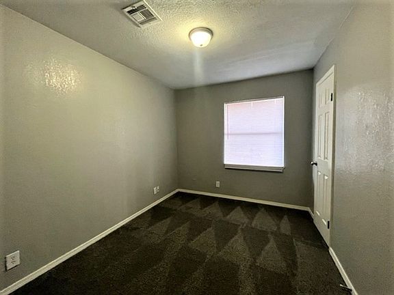 5th image of 244 NW 84th St #304-83-1
