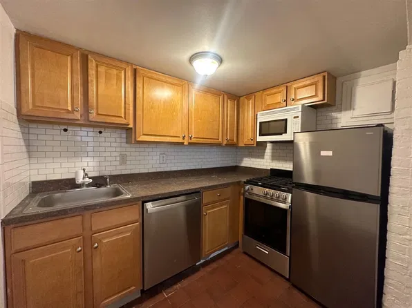 16 Yarmouth St APT 1, Boston, MA 02116
