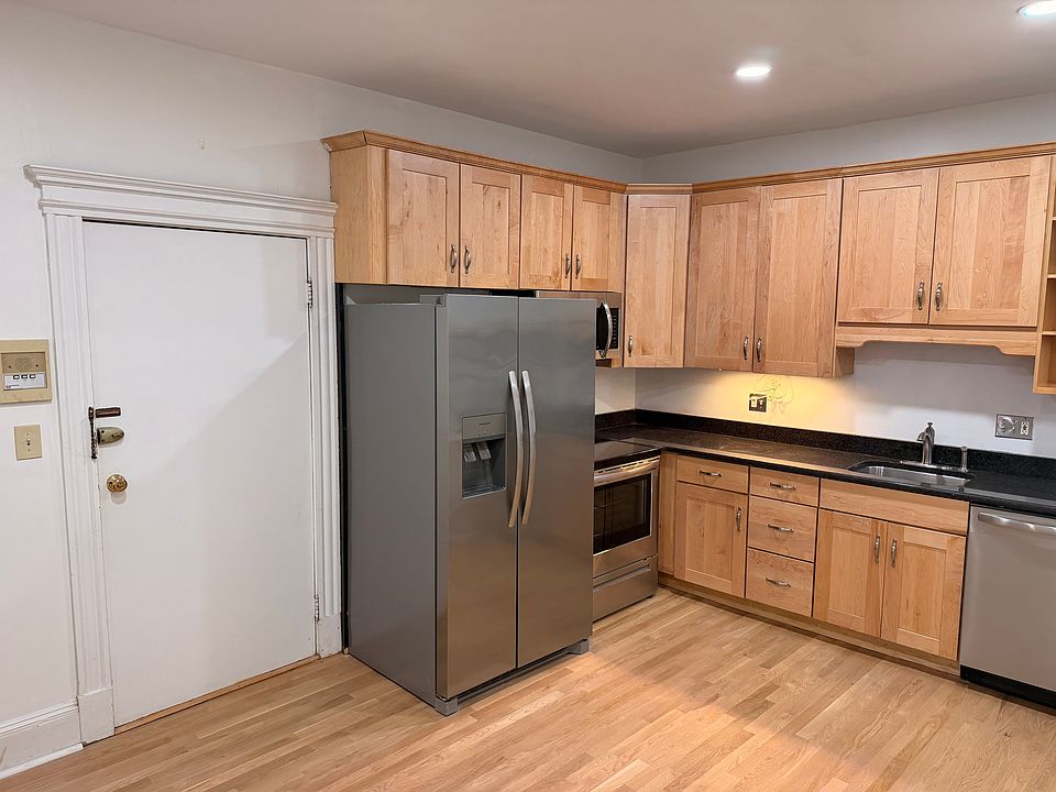 1st image of 1768 Beacon St APT 1
