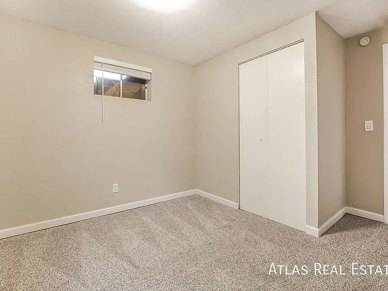2252 S Memphis St — Photo 10