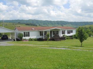 220 Miracle Ln, Tazewell, VA 24651
