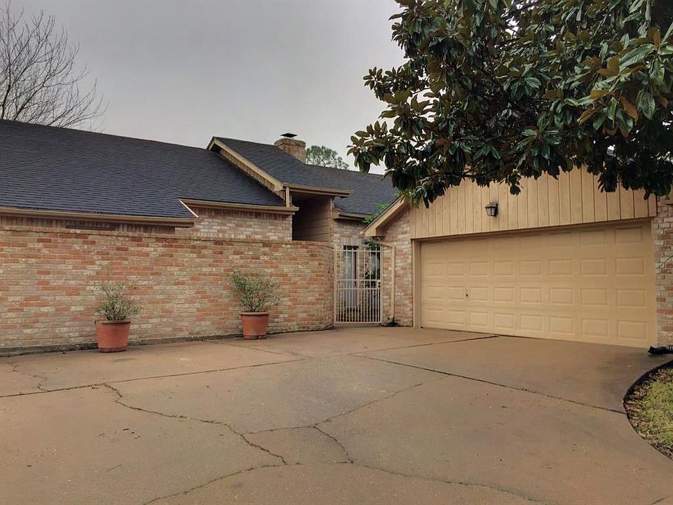 1st image of 12811 Chaseland Ln