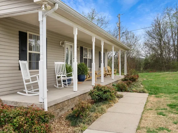 15541 Cainsville Rd, Milton, TN 37118