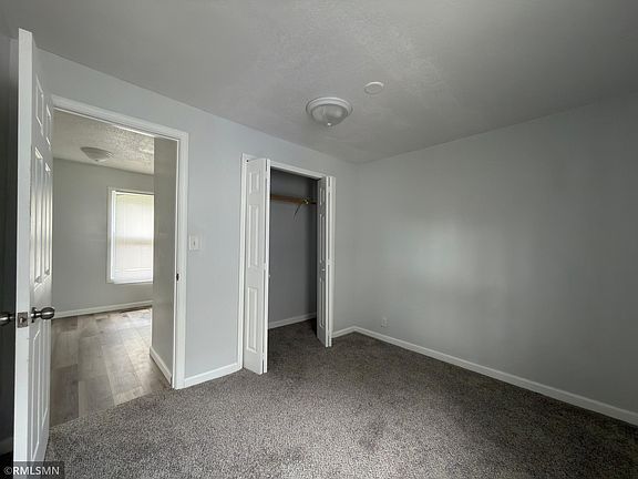 4th image of 1071 Norton St