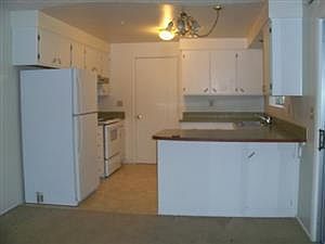 2nd image of 380 S 43rd Pl