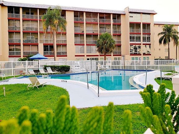 2nd image of 4121 Lake Bayshore Dr #C413