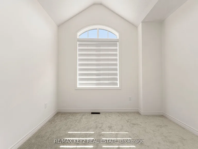 175 Hartney Dr — Photo 23