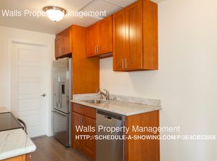 218 NW 70th St, Seattle, WA 98117