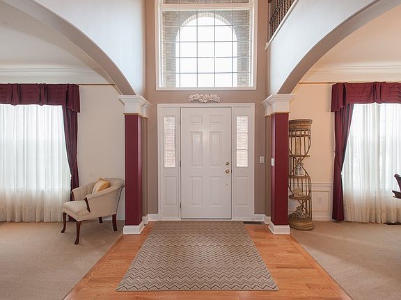 4th image of 18227 Stony Point Dr