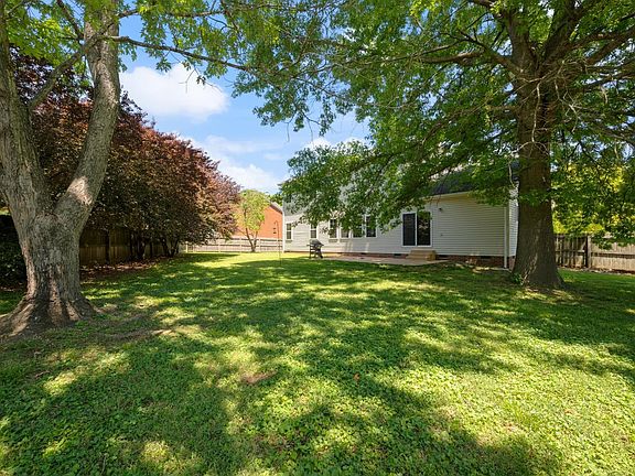 5th image of 2929 Burtonwood Dr