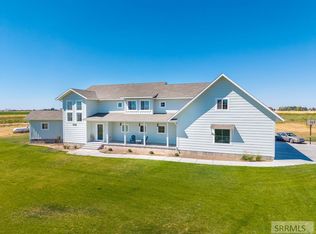 956 E 1100 N, Shelley, ID 83274