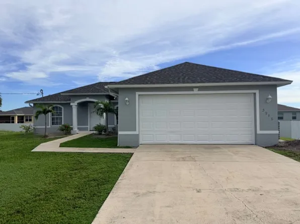3916 22nd St W, Lehigh Acres, FL 33971