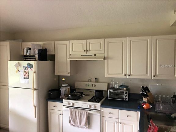 4th image of 24312 Silkbay Ct