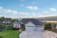 Essex Dr-S1911-073.jpg