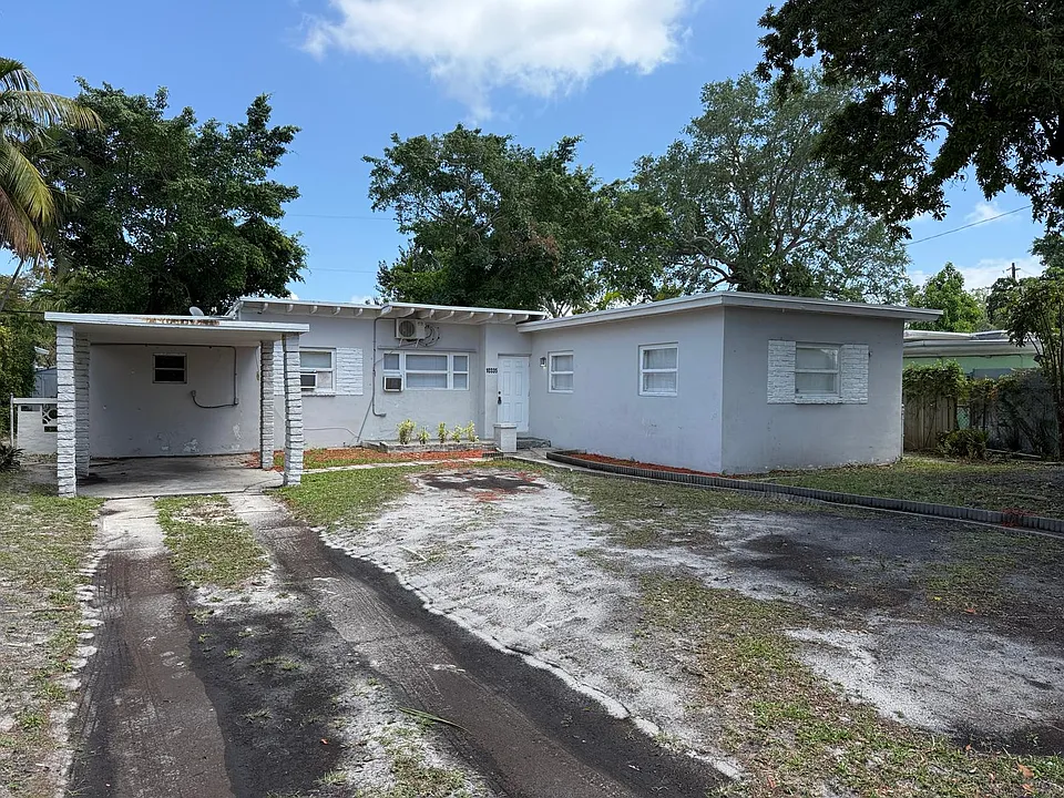 10335 NW 2nd Ct #1