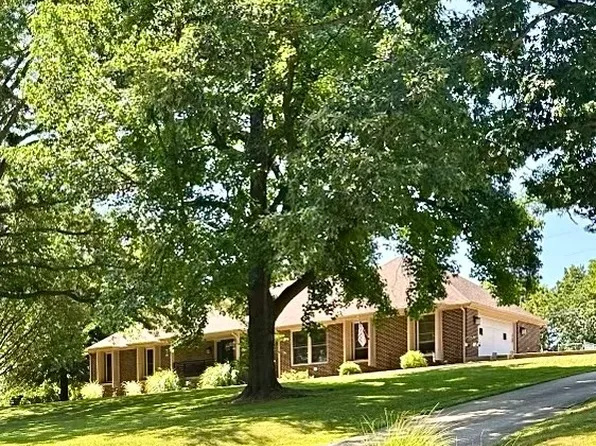 208 Kenney Dr, Cassville, MO 65625